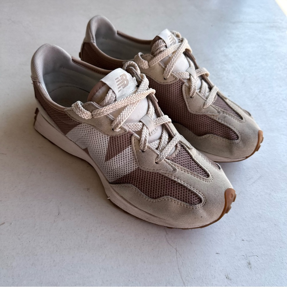 NEW BALANCE | 327 Beige and Brown Sneakers